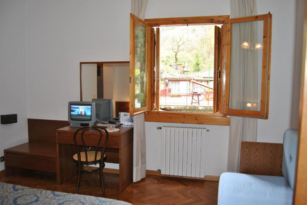 Hotel Archimede Реджелло Номер фото